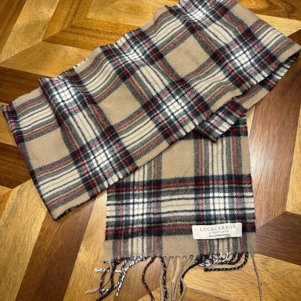 Lochcarron of Scotland 100% Lambs Wool Beige and Black Checkered Scarf 62 inches